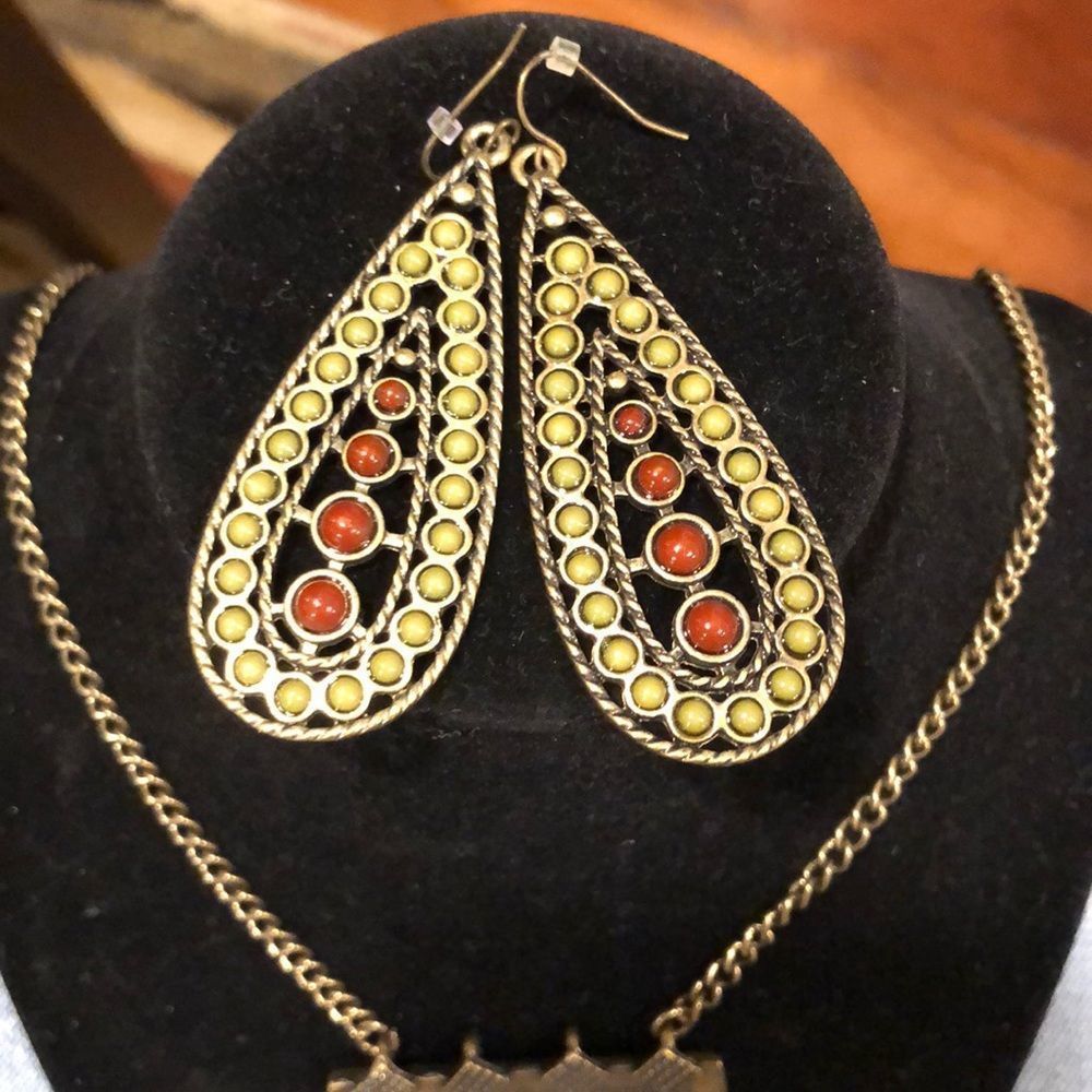 Adjustable Statement Necklace W/Matching Earrings - image 8